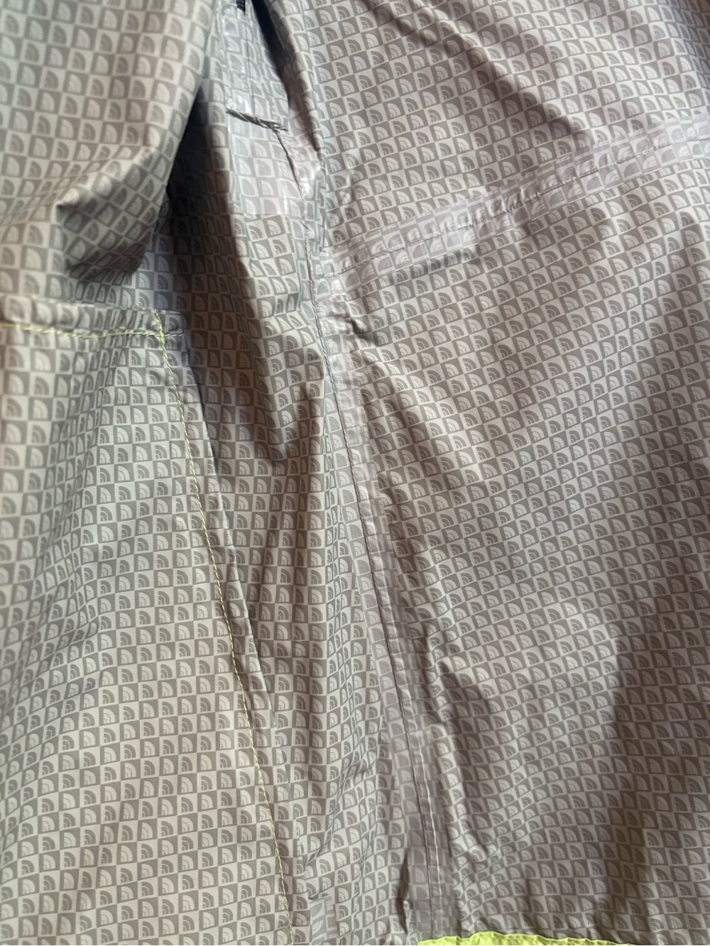 The North Face Lime Green Women's Hooded Jacket - Picture 5 of 14
